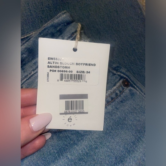 Etica Altin Ripped Slouchy Boyfriend Jeans - Picture 8 of 9